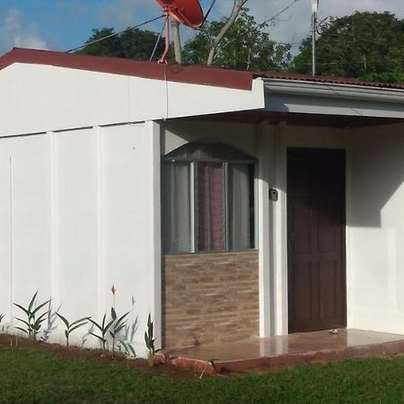 Kri'S House La Fortuna Exterior foto